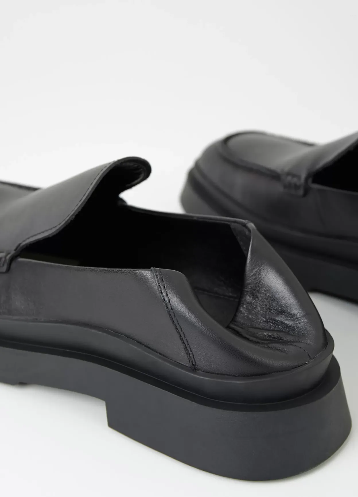 Vagabond MIKE LOAFER