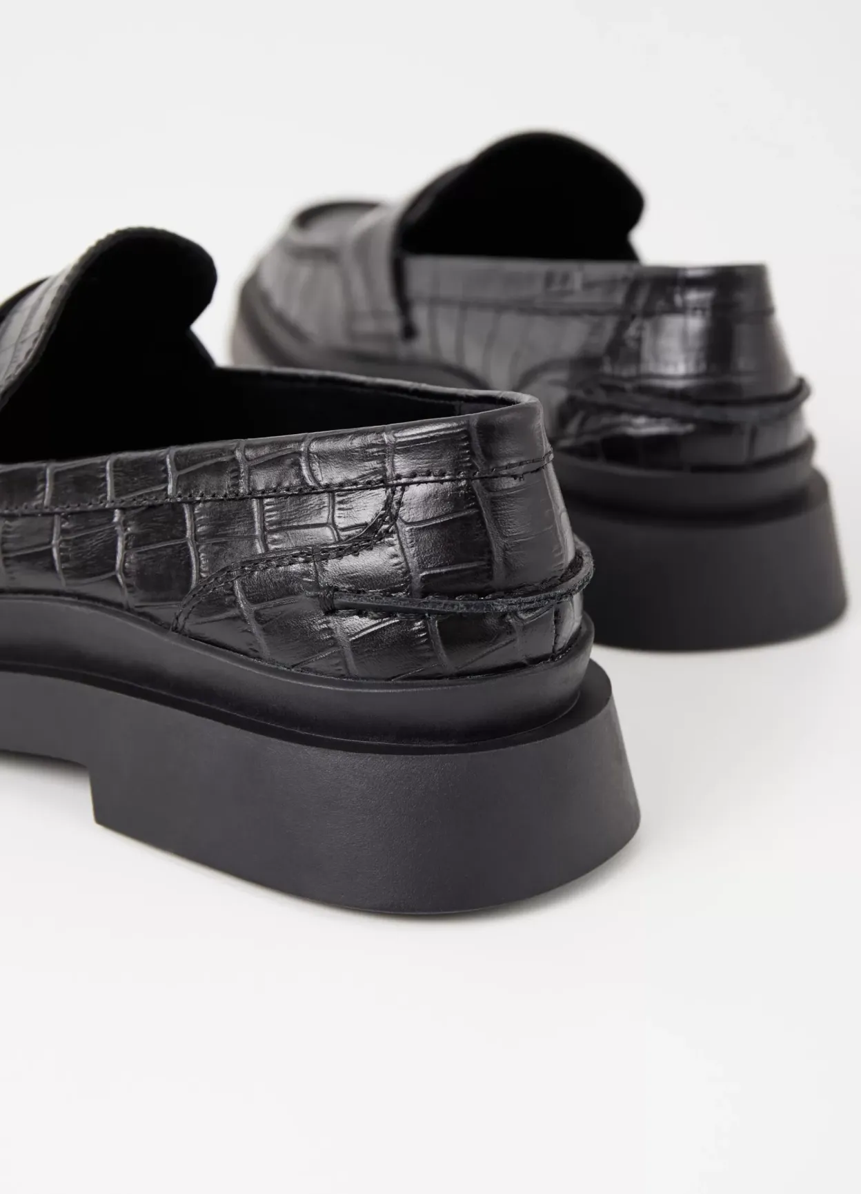 Vagabond MIKE LOAFER